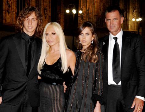 donatella versace christina aguilera|donatella versace family.